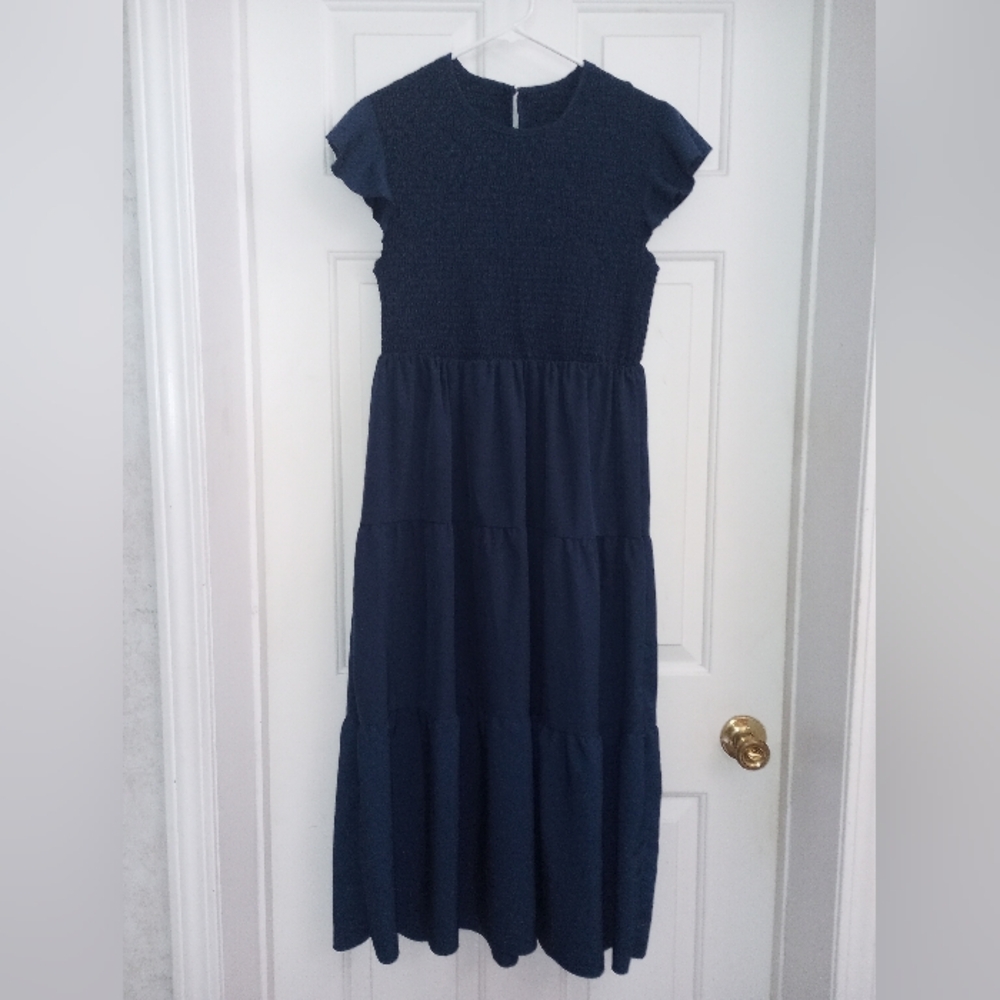 DONATING: Beautiful Ruffled Navy Blue Dress